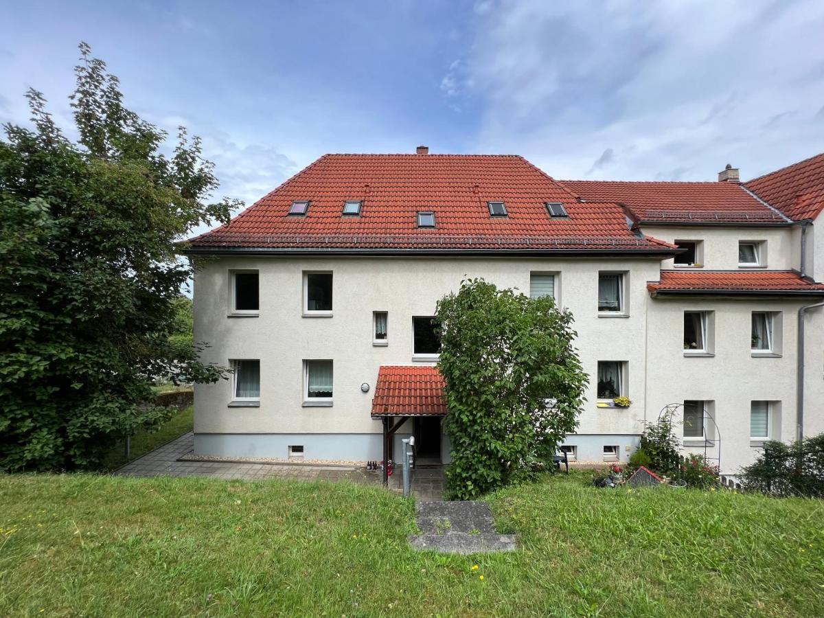 Edler Wohnraum Modernes Vorstadtstudio Mit Emma-Bett, Garten & Kaffeevollautomat Zwickau Exteriör bild