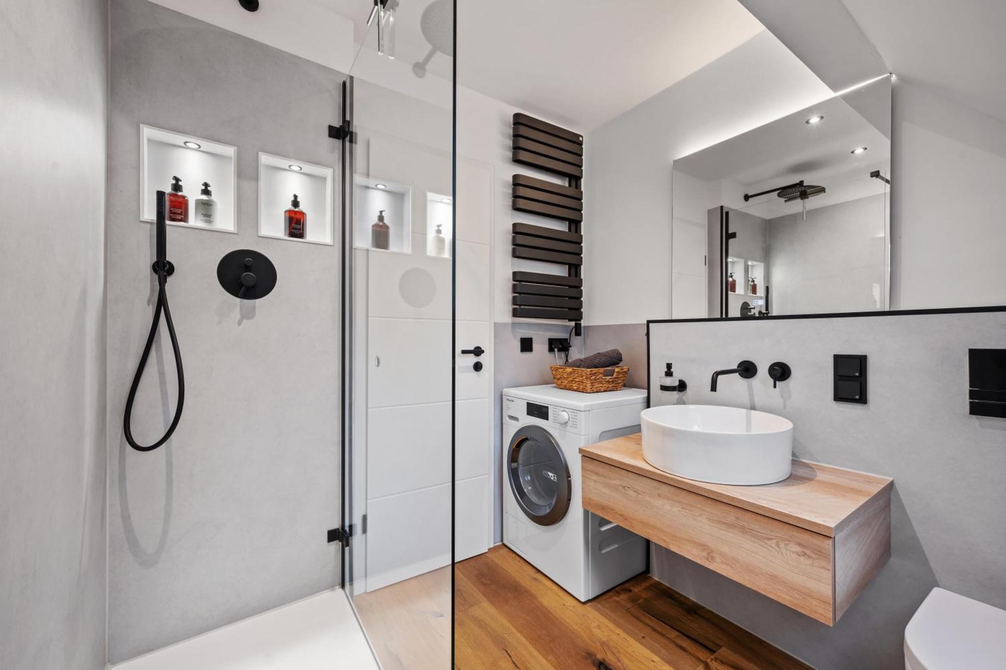 Edler Wohnraum Modernes Vorstadtstudio Mit Emma-Bett, Garten & Kaffeevollautomat Zwickau Exteriör bild